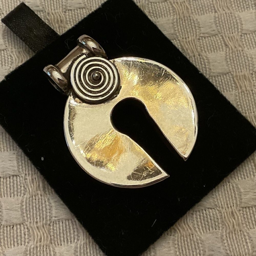 STERLING SILVER 925 ANCIENT GREEK DESIGN SOLID PENDANT
